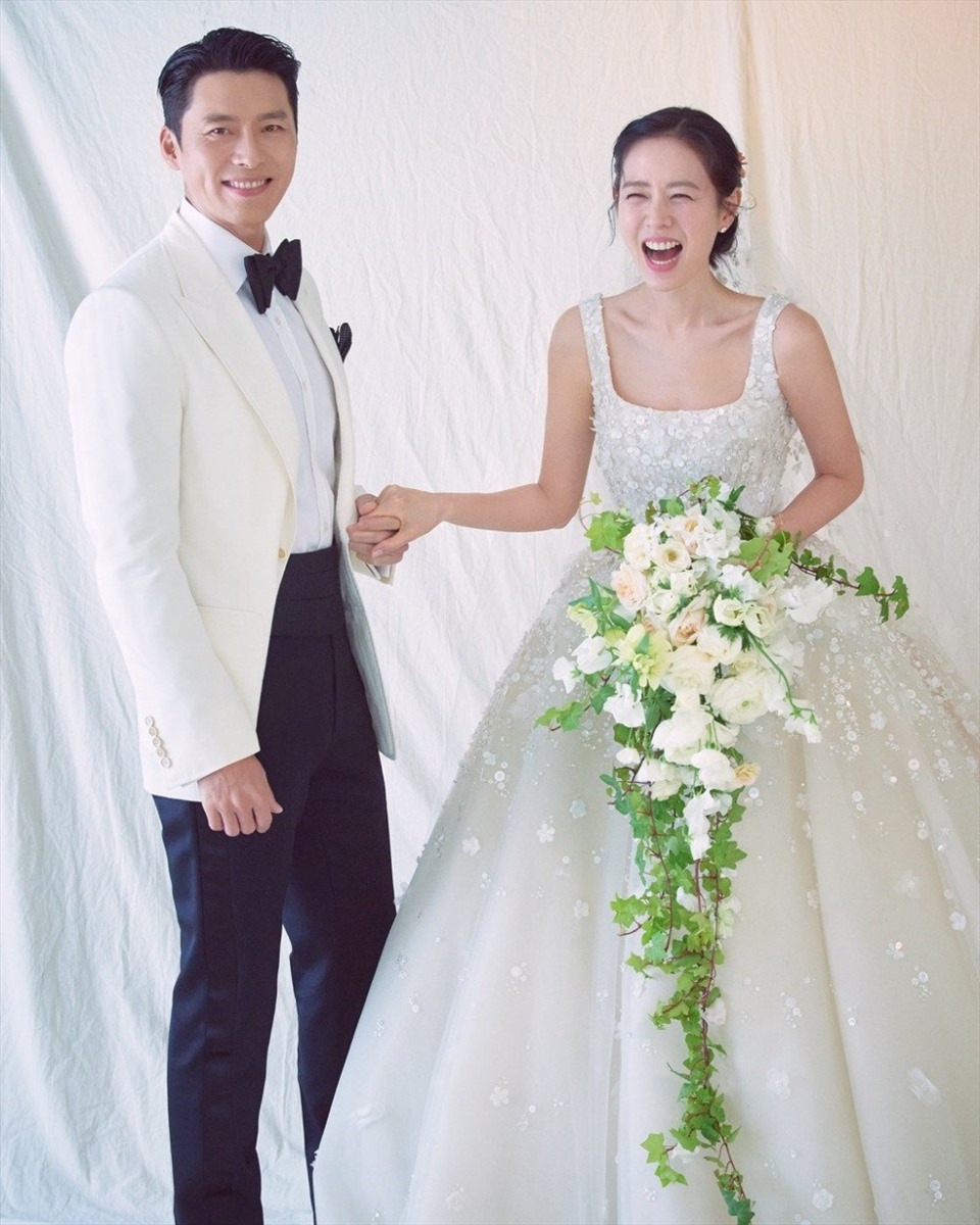 9 cặp vợ chồng sao Hàn chuẩn hình mẫu lý tưởng: Hyun Bin - Son Ye Jin được gọi tên - Ảnh 9.