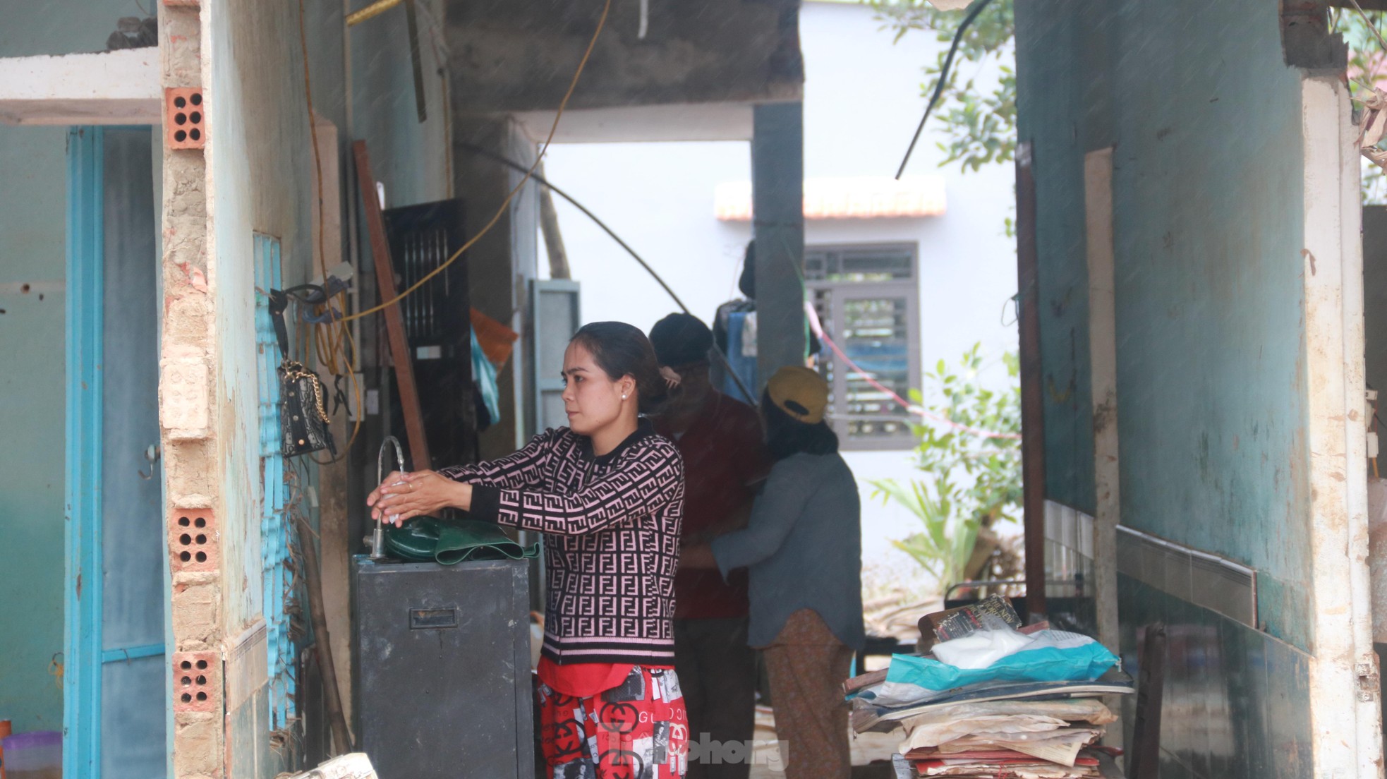 Đà Nẵng: Huyện Hòa Vang vẫn hoang tàn sau mưa lũ - Ảnh 5.