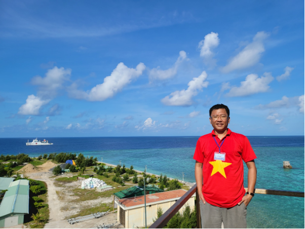 CEO Jones Nguyen: Ai cũng có thể trở thành người tài giỏi nếu nghĩ lớn - Ảnh 1.