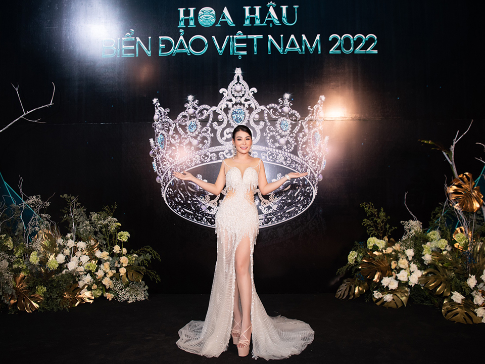 Dàn sao hội ngộ trên thảm đỏ Hoa hậu Biển đảo Việt Nam 2022 - Ảnh 2.