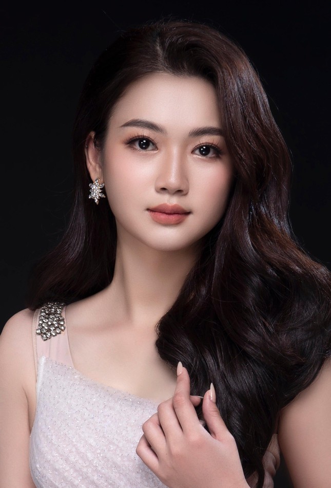 Nhiều thí sinh có IELTS 8.0 dự thi Hoa hậu Việt Nam 2022 - Ảnh 9.