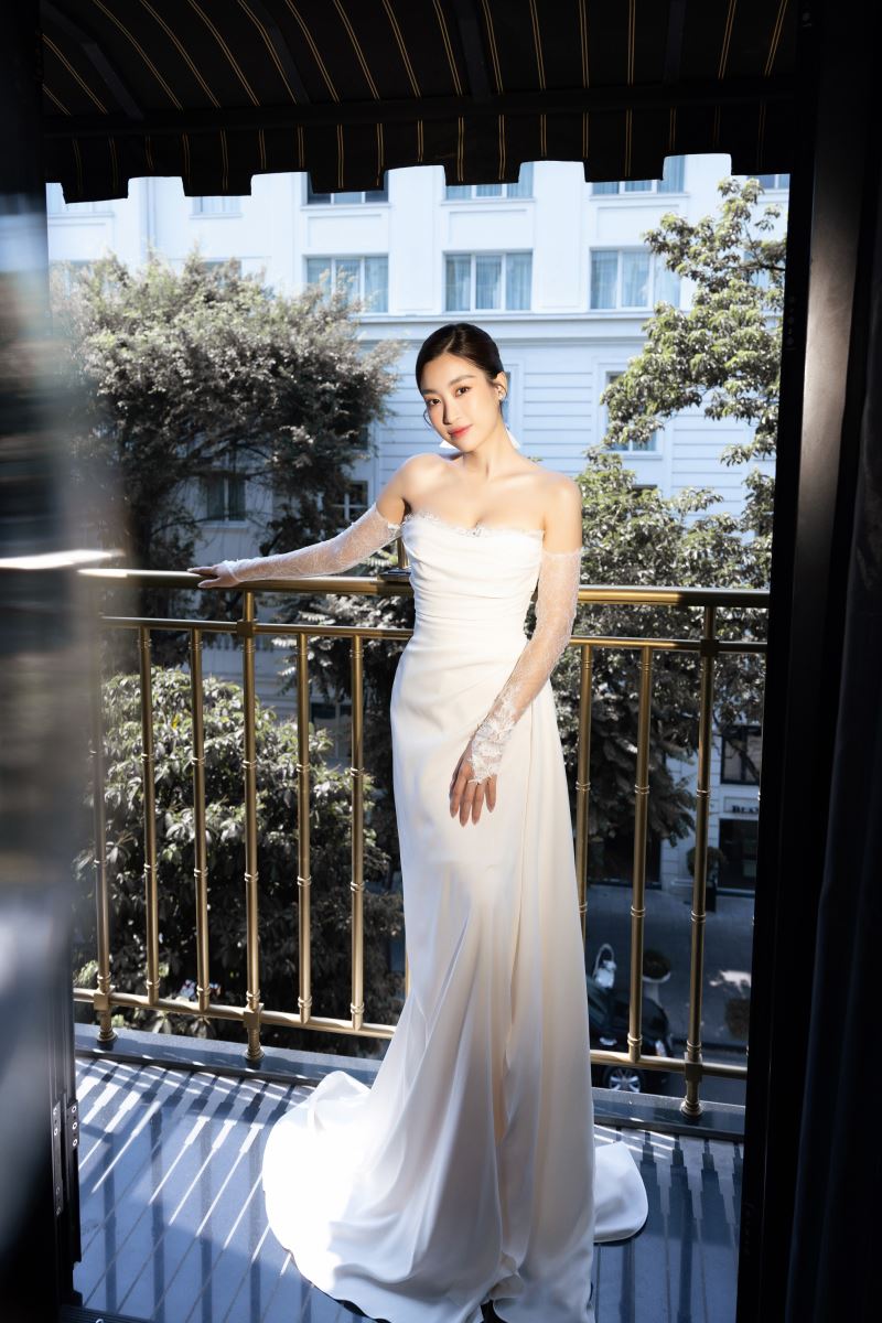 Những hình ảnh đầu tiên của Đỗ Mỹ Linh với chiếc váy cưới xinh đẹp ...