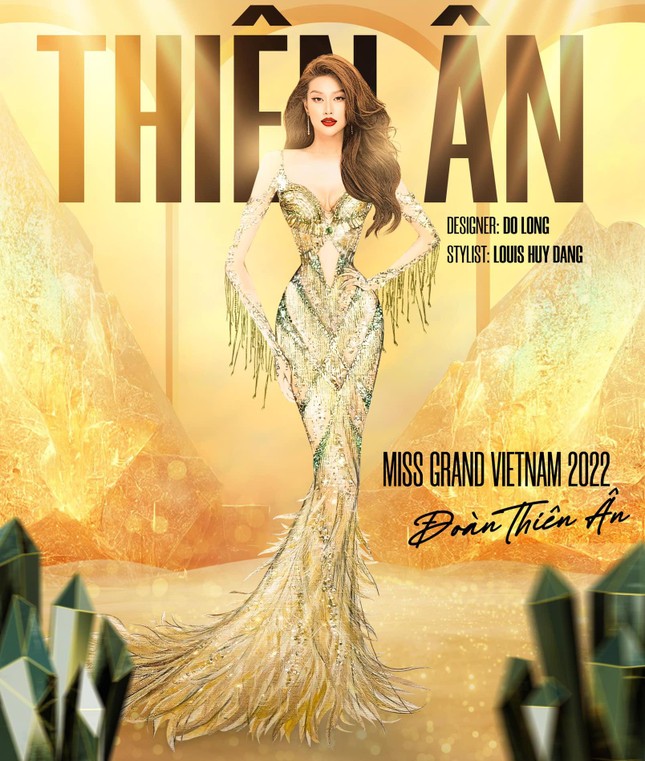Váy dạ hội của thí sinh Hoa hậu Hoàn vũ Việt Nam ở bán kết - Ngôi sao