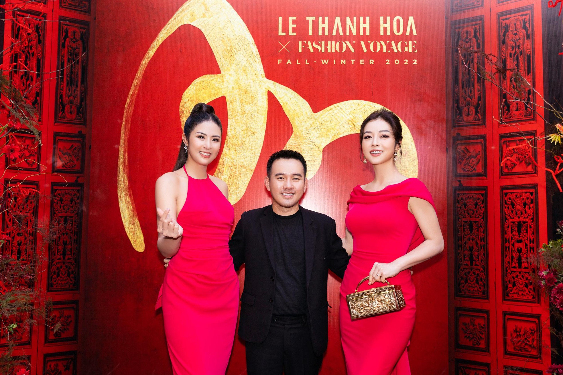 Dàn hoa hậu, á hậu dự show Lê Thanh Hòa - Ảnh 1.