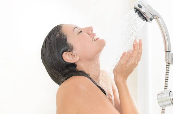 Trắc nghiệm t&iacute;nh c&aacute;ch qua tr&igrave;nh tự tắm rửa - Ảnh 4.