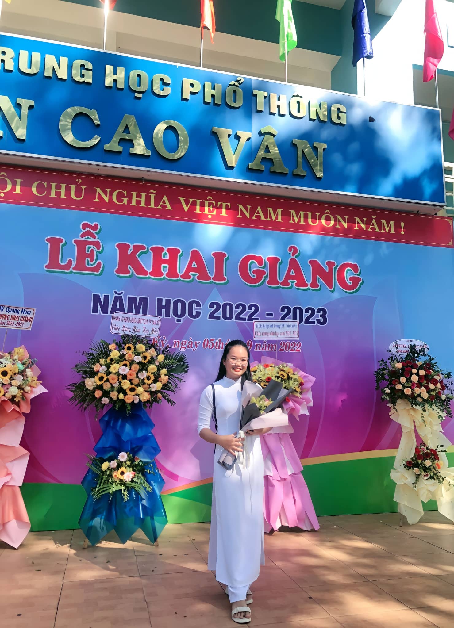 Nữ sinh Quảng Nam đỗ 4 trường THPT tại Mỹ với tổng giá trị học bổng lên đến 6,8 tỷ đồng - Ảnh 3.