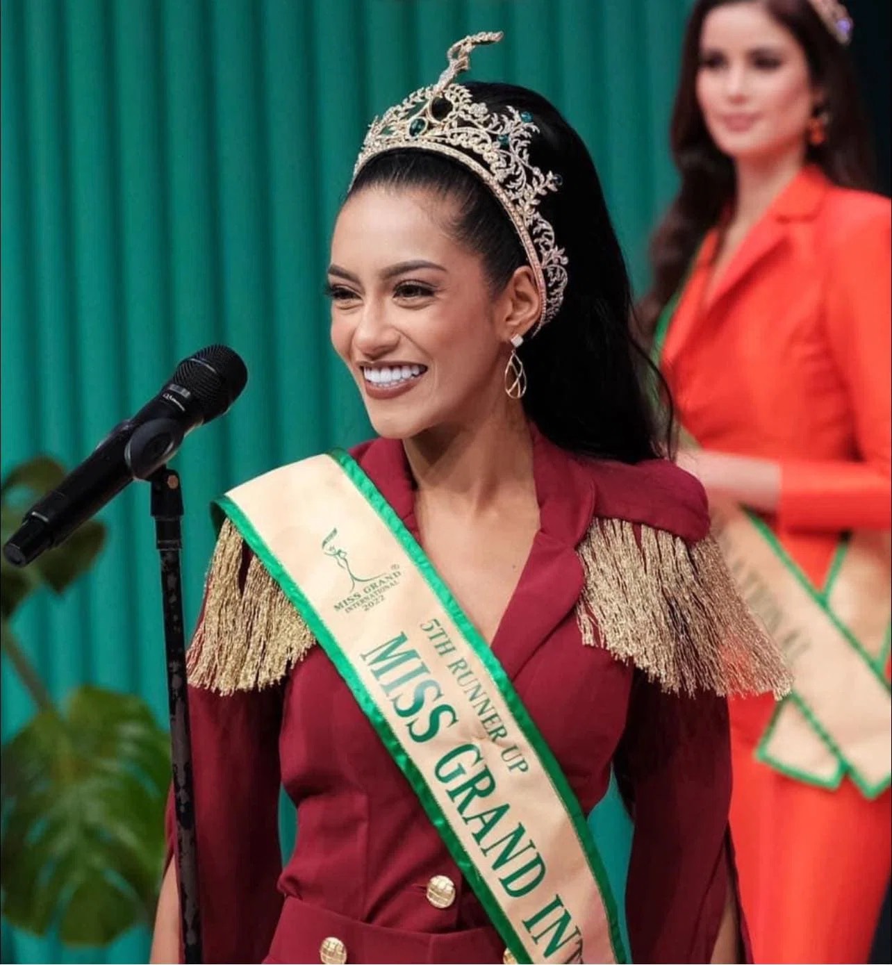 Hoa hậu Mauritius từ bỏ danh hiệu Á hậu Hoà bình quốc tế 2022 - Ảnh 1.