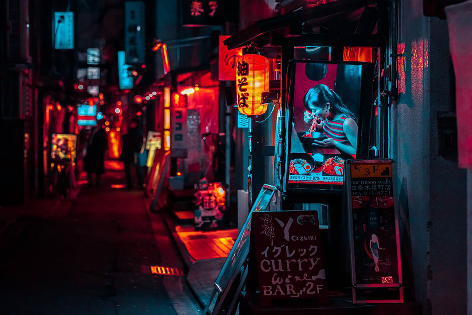 Cố đô Nhật khoác lên mình tấm áo mới mang màu sắc 'cyberpunk' qua ống kính nhiếp ảnh gia đường phố - Ảnh 6.