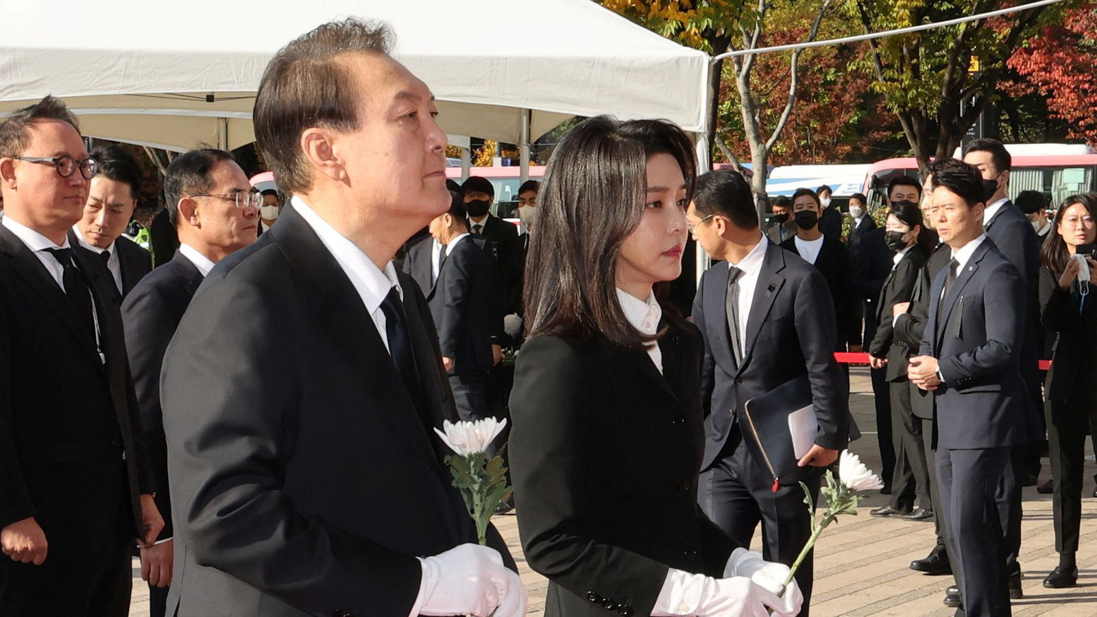 Hàn Quốc cam kết điều tra toàn diện vụ giẫm đạp chết người trong lễ hội Halloween - Ảnh 2.
