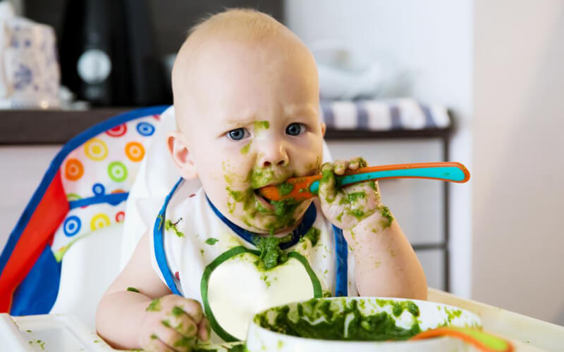 Các thực phẩm có thể không an toàn cho em bé dưới 1 tuổi - Ảnh 3.
