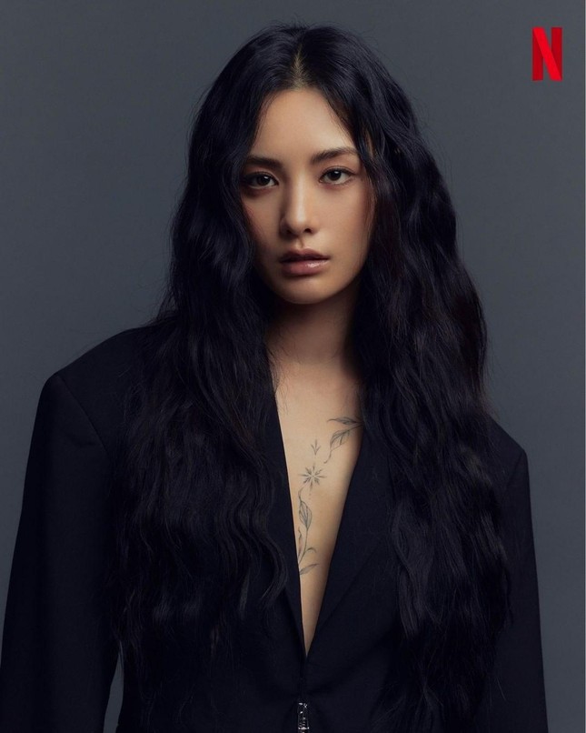 Mỹ nhân Hàn đẹp nhất thế giới lộ hình xăm ở vòng một ảnh 2