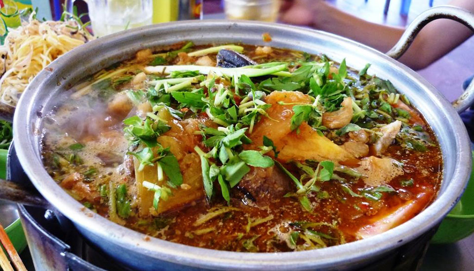 Gỏi cá Phan Thiết và Lẩu cá bóp Bình Thuận lọt top món ăn đặc sản Việt Nam - Ảnh 2.