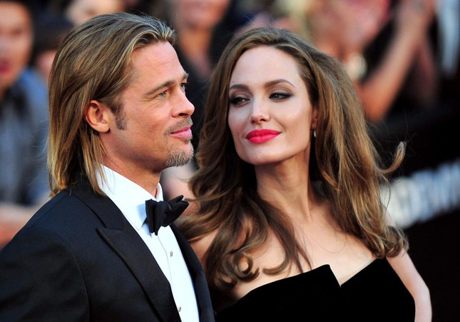 Brad Pitt nói Angelina Jolie bịa đặt - Ảnh 2.