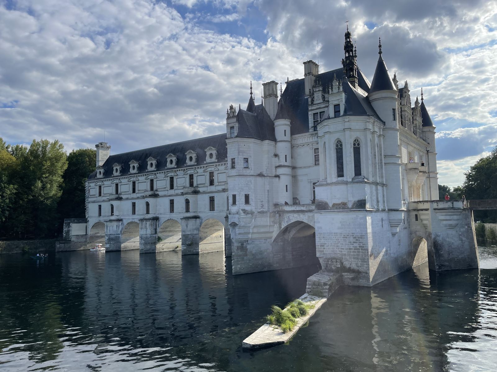 Các lâu đài dọc sông Loire - niềm tự hào của nước Pháp - Ảnh 5.