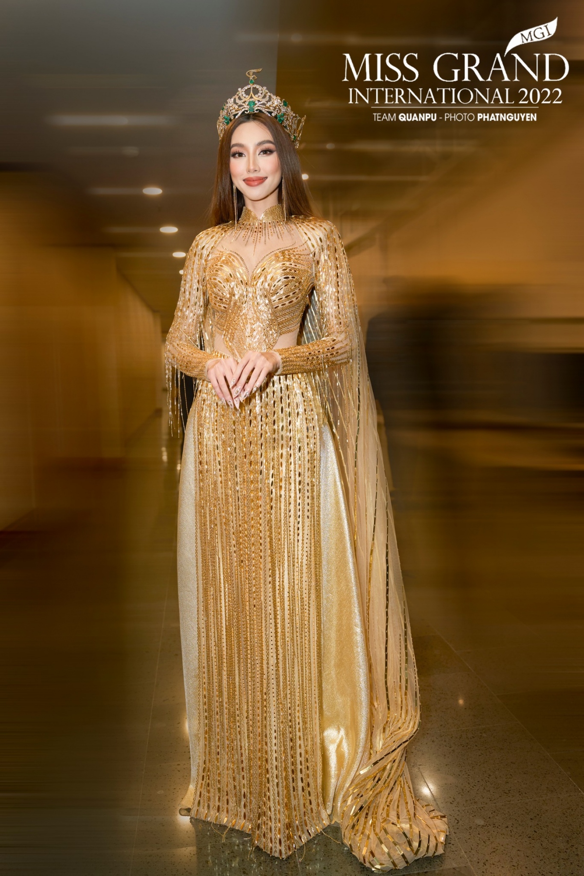 Hoa hậu Thùy Tiên khoe sắc vóc tại hòn đảo &quot;thiên đường&quot; ở Indonesia - Ảnh 10.