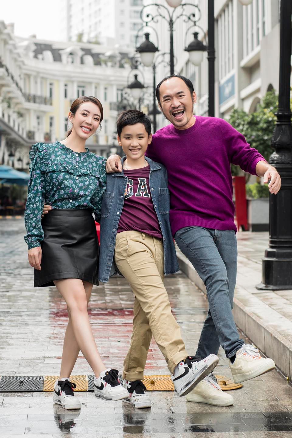 Cầu hôn bằng bánh bao 15 nghìn, cặp vợ chồng sao Việt có hôn nhân viên mãn suốt một thập kỷ - Ảnh 7. Cầu hôn bằng bánh bao 15 nghìn, cặp vợ chồng sao Việt có hôn nhân viên mãn suốt một thập kỷ - Ảnh 7.