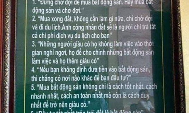 Rộ trào lưu &quot;phơi&quot; sổ đỏ vỉa hè để quay TikTok bán đất - Ảnh 2.