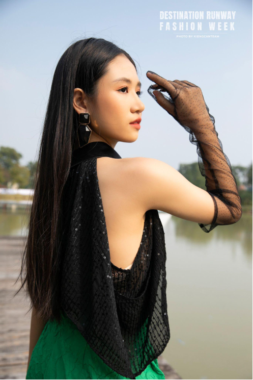 Ấn tượng với màn trình diễn chuyên nghiệp của mẫu nhí Đặng Minh Anh tại tuần lễ thời trang Destination - Ảnh 5.
