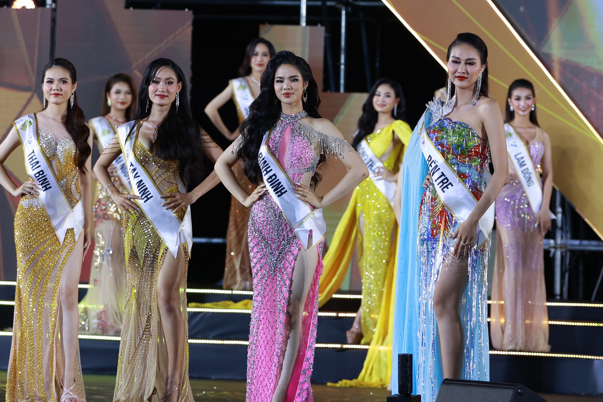 Lương Kỳ Duyên đăng quang Hoa hậu Du lịch Việt Nam 2022 - Ảnh 6.
