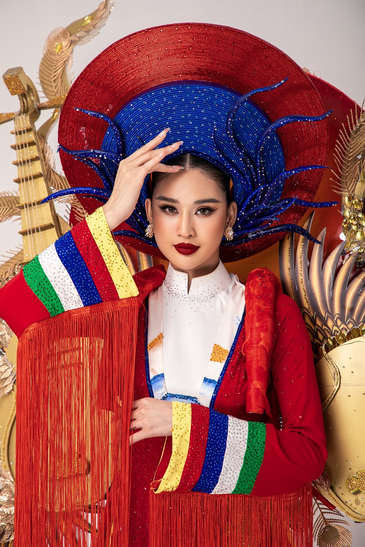Á hậu Nguyễn Nga tiết lộ trang phục dân tộc dự thi Hoa hậu Du lịch Quốc tế 2022 - Ảnh 1.