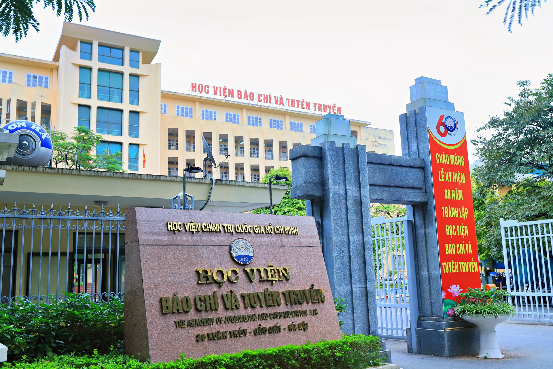 học viện báo chí - Ảnh 1.