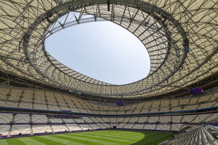 Cận cảnh sân vận động dát vàng sắp tổ chức World Cup 2022 - Ảnh 6.