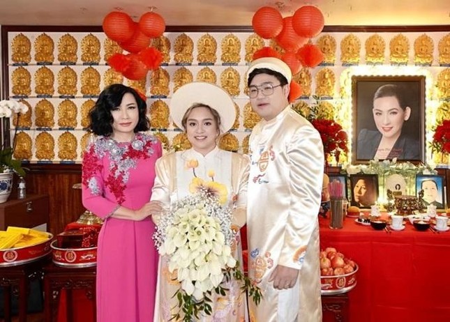Ca sĩ Trizzie Phương Trinh tổ chức lễ cưới cho con gái Phi Nhung - Ảnh 1.