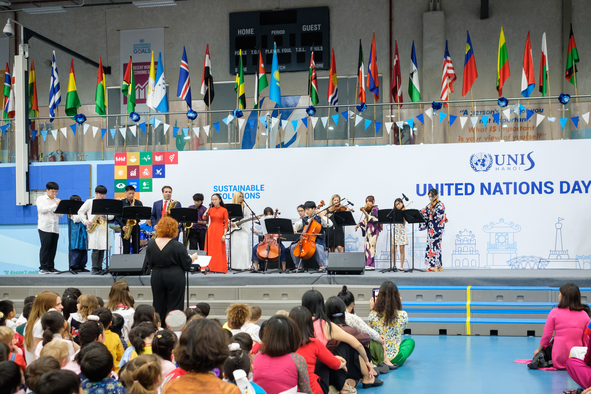 Ngày hội Liên Hợp Quốc tại trường UNIS Hà Nội: Ấn tượng với màn diễu cờ đầy hoành tráng - Ảnh 5.