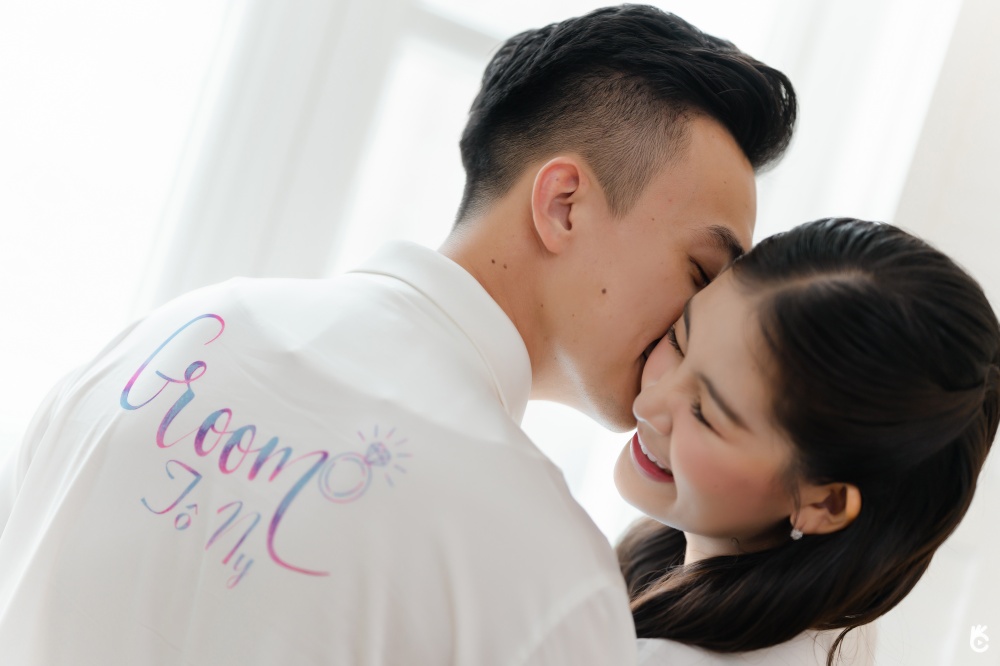 Ngân Anh và chồng biên tập viên khoe visual xịn xò cùng loạt khoảnh khắc hạnh phúc trong đám cưới - Ảnh 2.