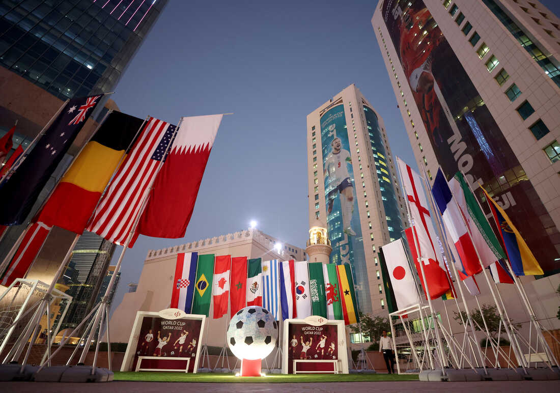 Vì sao World Cup 2022 được tổ chức vào mùa đông ở Qatar mà không phải mùa hè như thường lệ? - Ảnh 3.