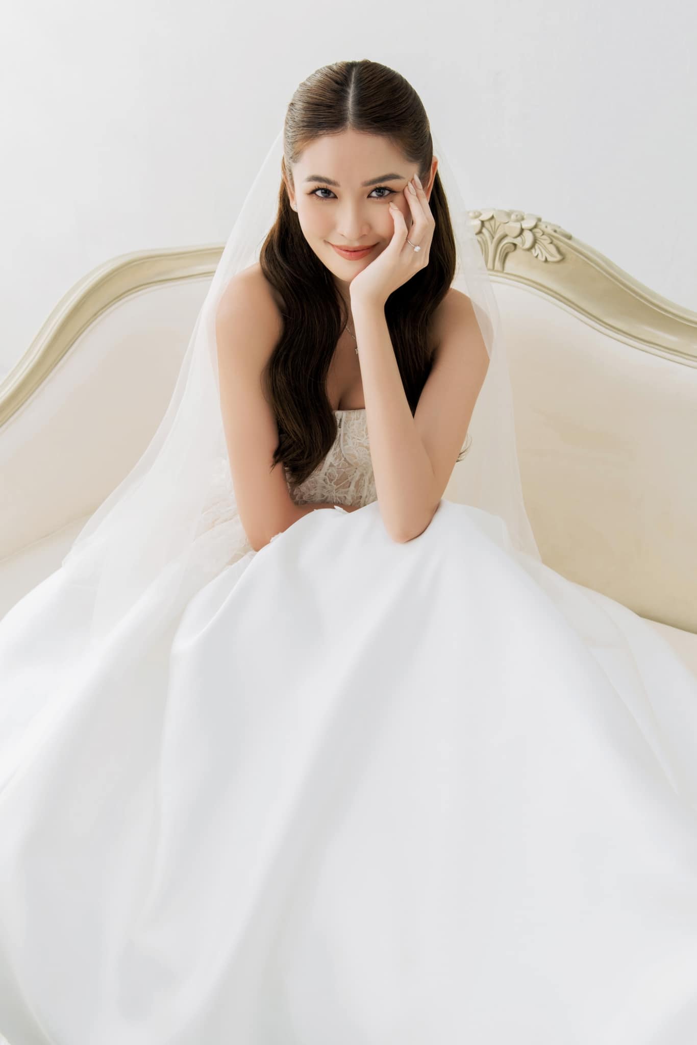 Top 3 Hoa hậu Việt Nam 2016 hoàn thành &quot;KPI lấy chồng&quot;: Thùy Dung chuẩn bị nối gót Đỗ Mỹ Linh - Thanh Tú - Ảnh 11.