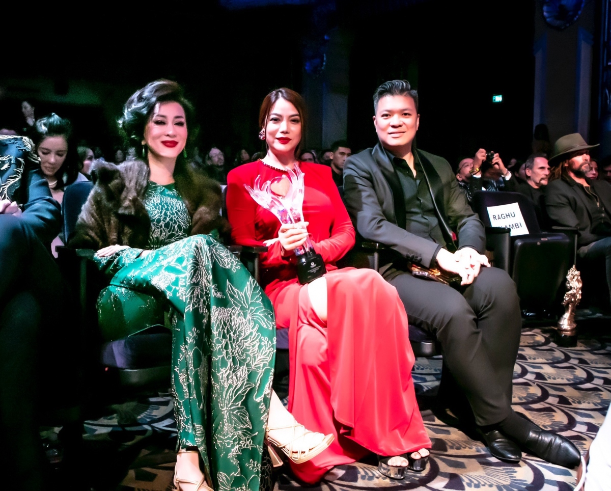 Trương Ngọc Ánh áp lực khi làm Chủ tịch giám khảo Liên hoan phim quốc tế - Ảnh 2.