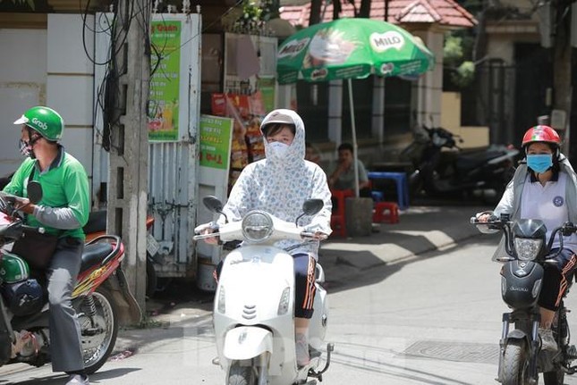 Miền Bắc đ&oacute;n mưa d&ocirc;ng diện rộng từ 24/11 - Ảnh 1.