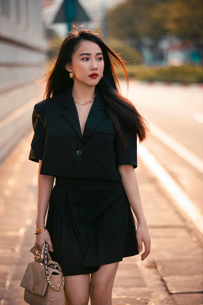 Những bộ cánh tông đen đầy sức hút của dàn nữ diễn viên Việt - Ảnh 43.