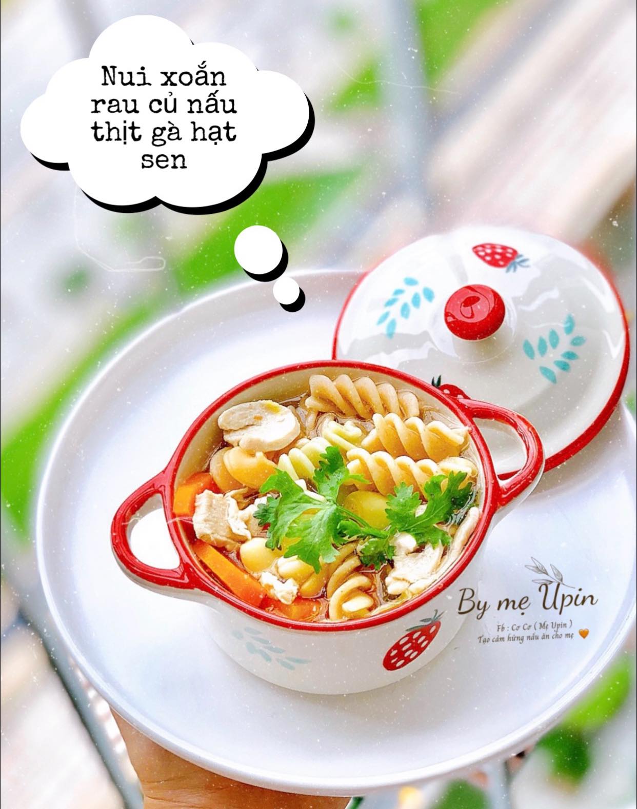 Bữa sáng màu sắc vừa ngon vừa dễ làm cho con