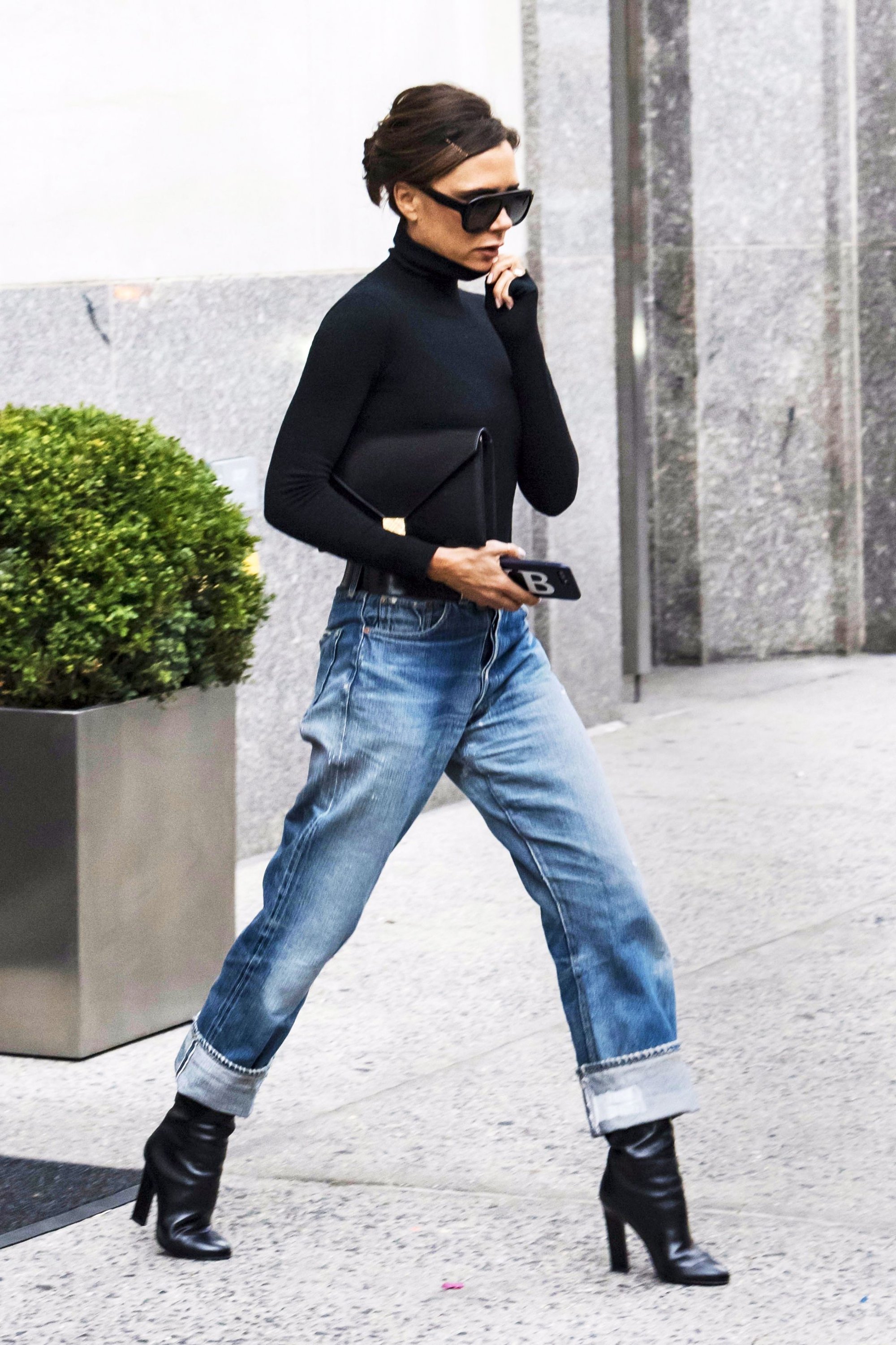 10 cách diện quần jeans không cầu kỳ, mà vẫn sành điệu của sao Hollywood - Ảnh 3.