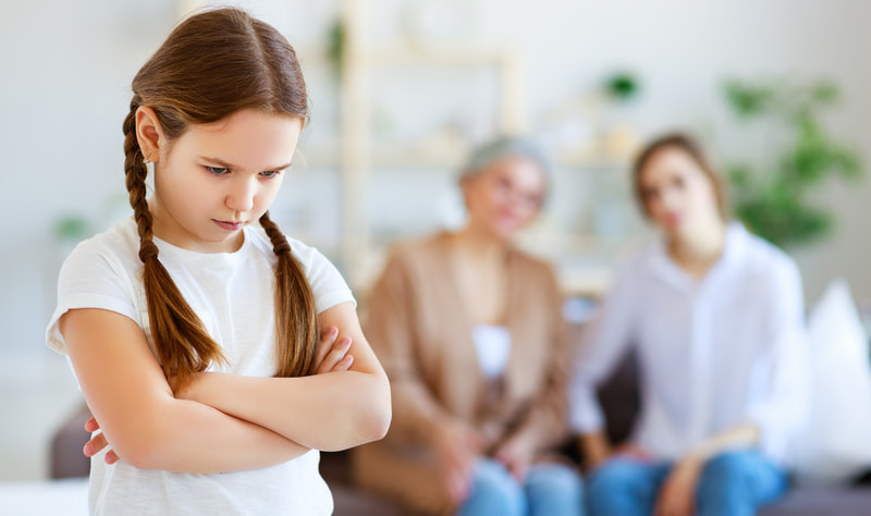 4 sai lầm cha mẹ thường mắc phải khi dạy trẻ bướng bỉnh - Ảnh 2.