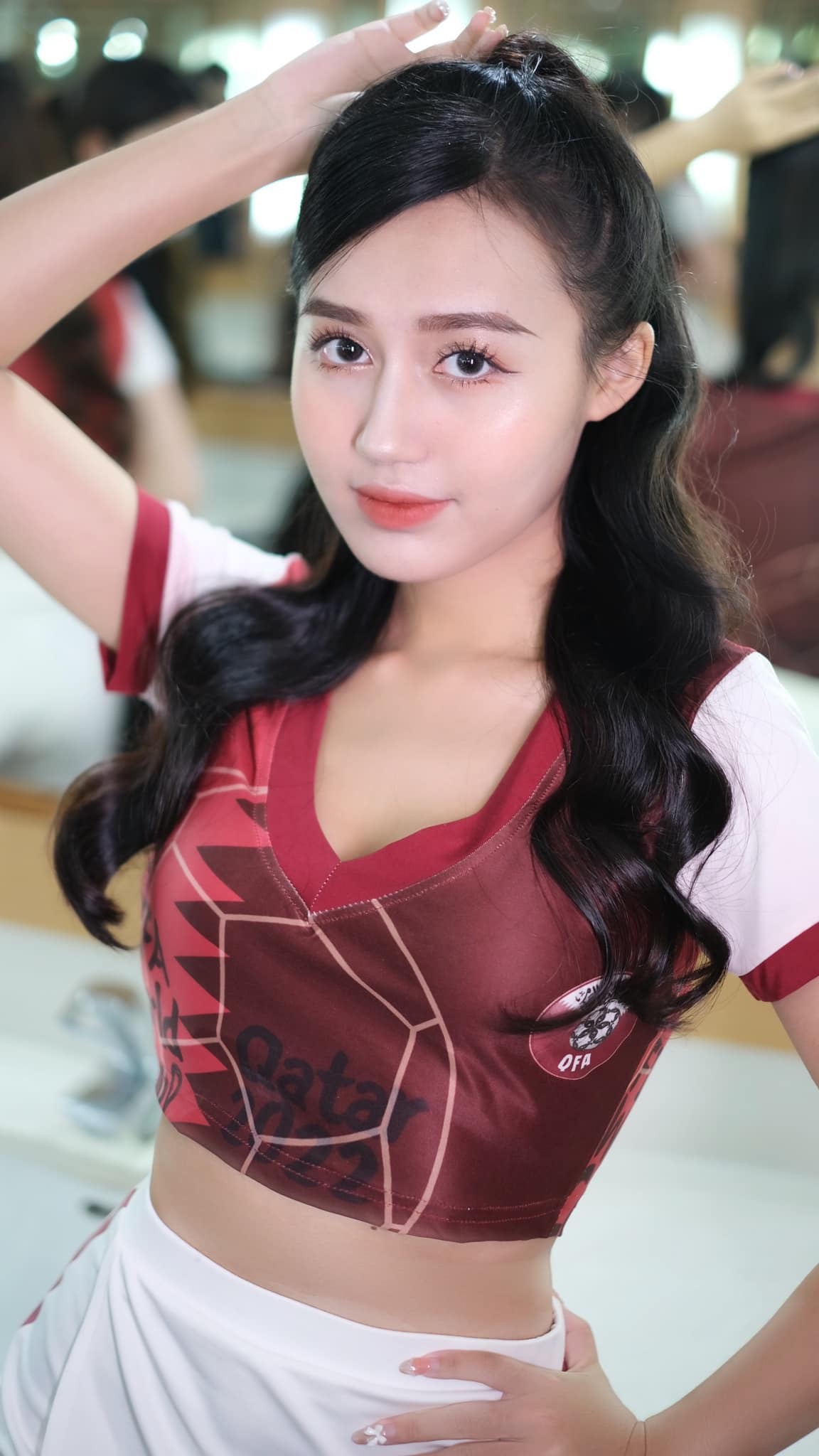 Hot girl Nóng cùng World Cup nói gì trước ý kiến trái chiều của dân mạng? - Ảnh 2. Hot girl Nóng cùng World Cup nói gì trước ý kiến trái chiều của dân mạng? - Ảnh 2.