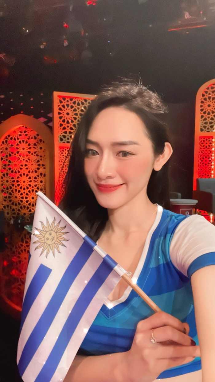 Cựu thí sinh Đường Lên Đỉnh Olympia tham gia Nóng Cùng World Cup - Ảnh 4. Cựu thí sinh Đường Lên Đỉnh Olympia tham gia Nóng Cùng World Cup - Ảnh 4.