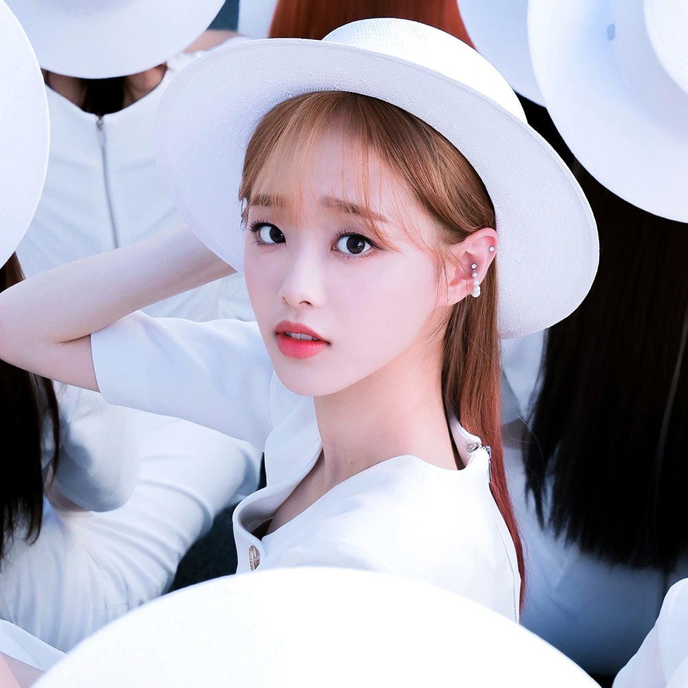 Chuu - Thành viên nổi tiếng nhất LOONA bị gạch tên khỏi nhóm vì lộng quyền, xúc phạm nhân viên - Ảnh 1.