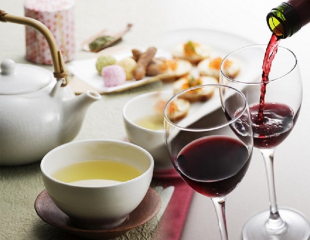 Uống trà, rượu vang chặn được nhóm bệnh khiến y học bó tay? - Ảnh 1.
