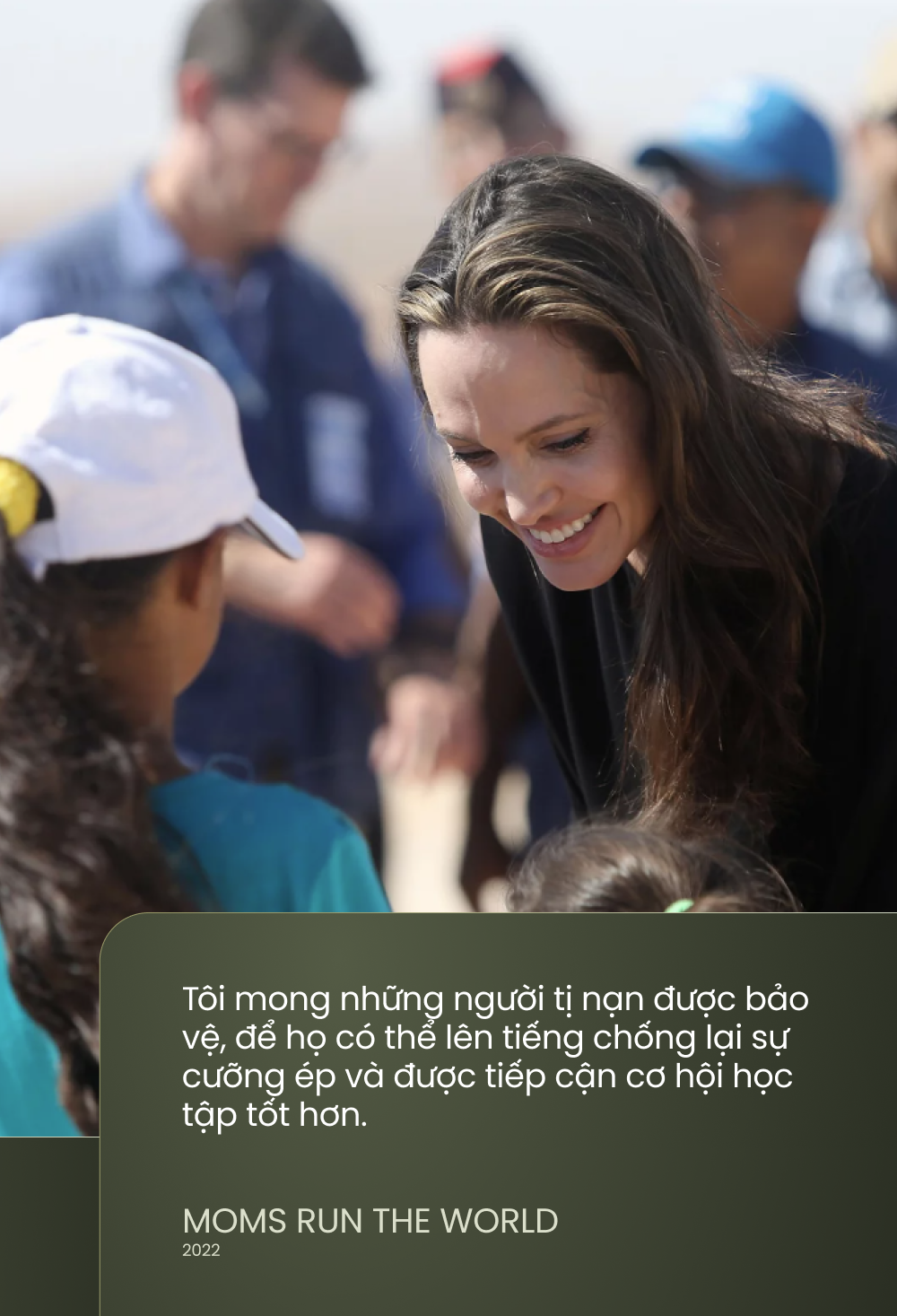 Angelina Jolie: Hành trình trở thành nhà hoạt động xã hội nhiệt huyết và nỗ lực làm một người mẹ "đủ tốt" - Ảnh 1.
