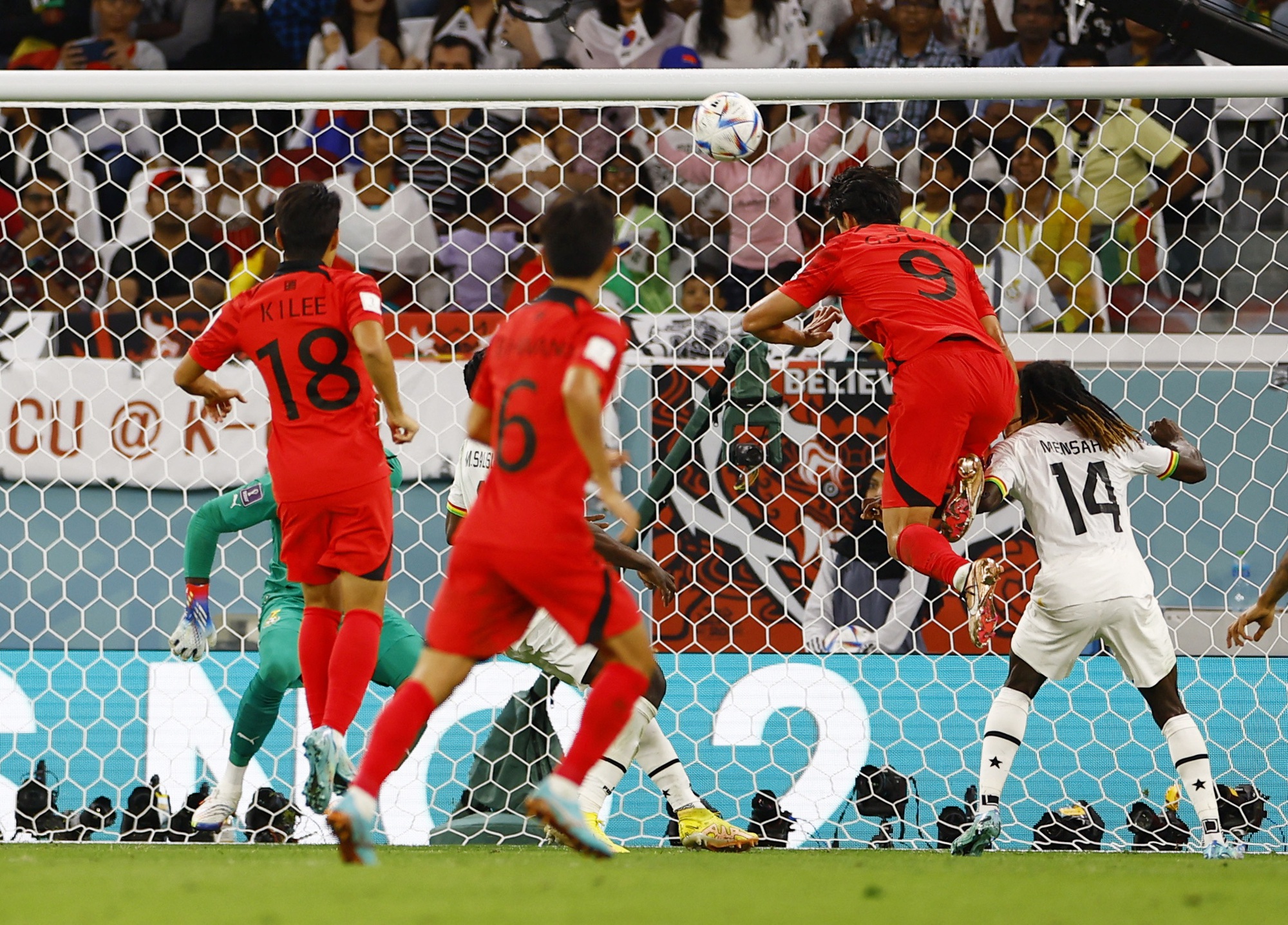 Thua Ghana 2-3, Hàn Quốc cạn hy vọng ở World Cup Qatar - Ảnh 10.