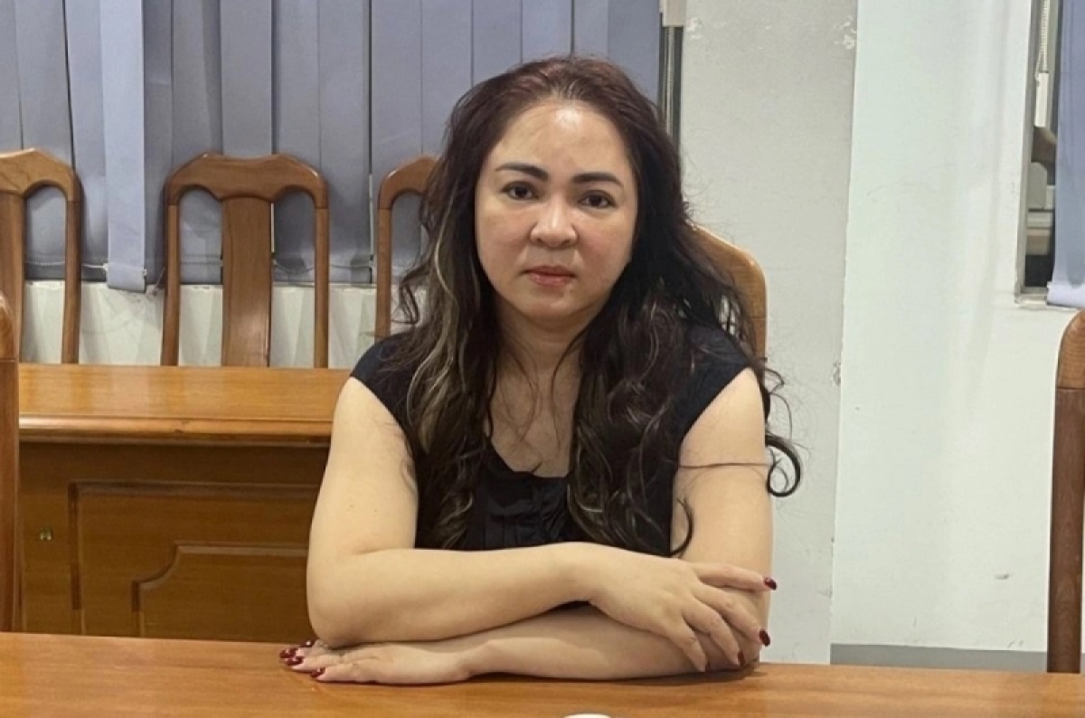 Công an TP.HCM hoàn tất kết luận điều tra bổ sung vụ án Nguyễn Phương Hằng - Ảnh 1. Công an TP.HCM hoàn tất kết luận điều tra bổ sung vụ án Nguyễn Phương Hằng - Ảnh 1.