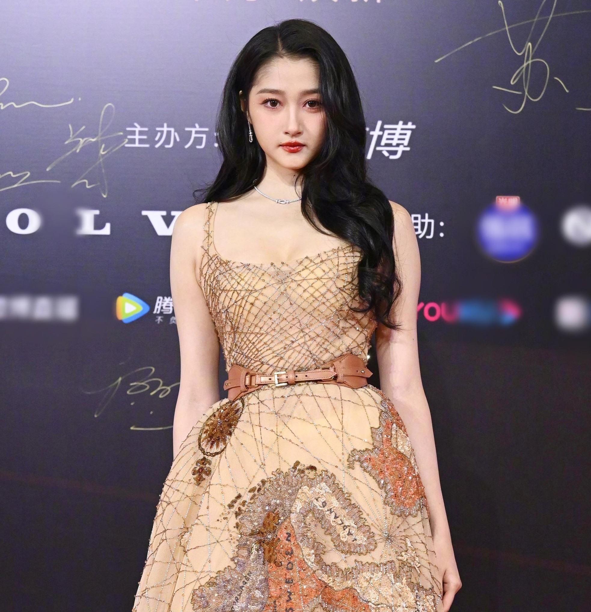 Triệu Lộ Tư lấn át Triệu Lệ Dĩnh, Angelababy ảnh 6 Triệu Lộ Tư lấn át Triệu Lệ Dĩnh, Angelababy ảnh 6