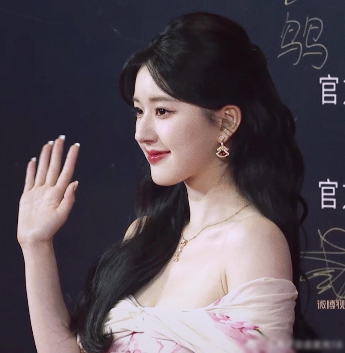 Triệu Lộ Tư lấn át Triệu Lệ Dĩnh, Angelababy ảnh 3 Triệu Lộ Tư lấn át Triệu Lệ Dĩnh, Angelababy ảnh 3