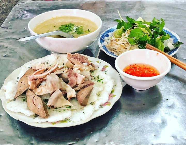 Bánh hỏi cháo lòng - sự kết hợp 'gây nghiện' phải thử ở Quy Nhơn