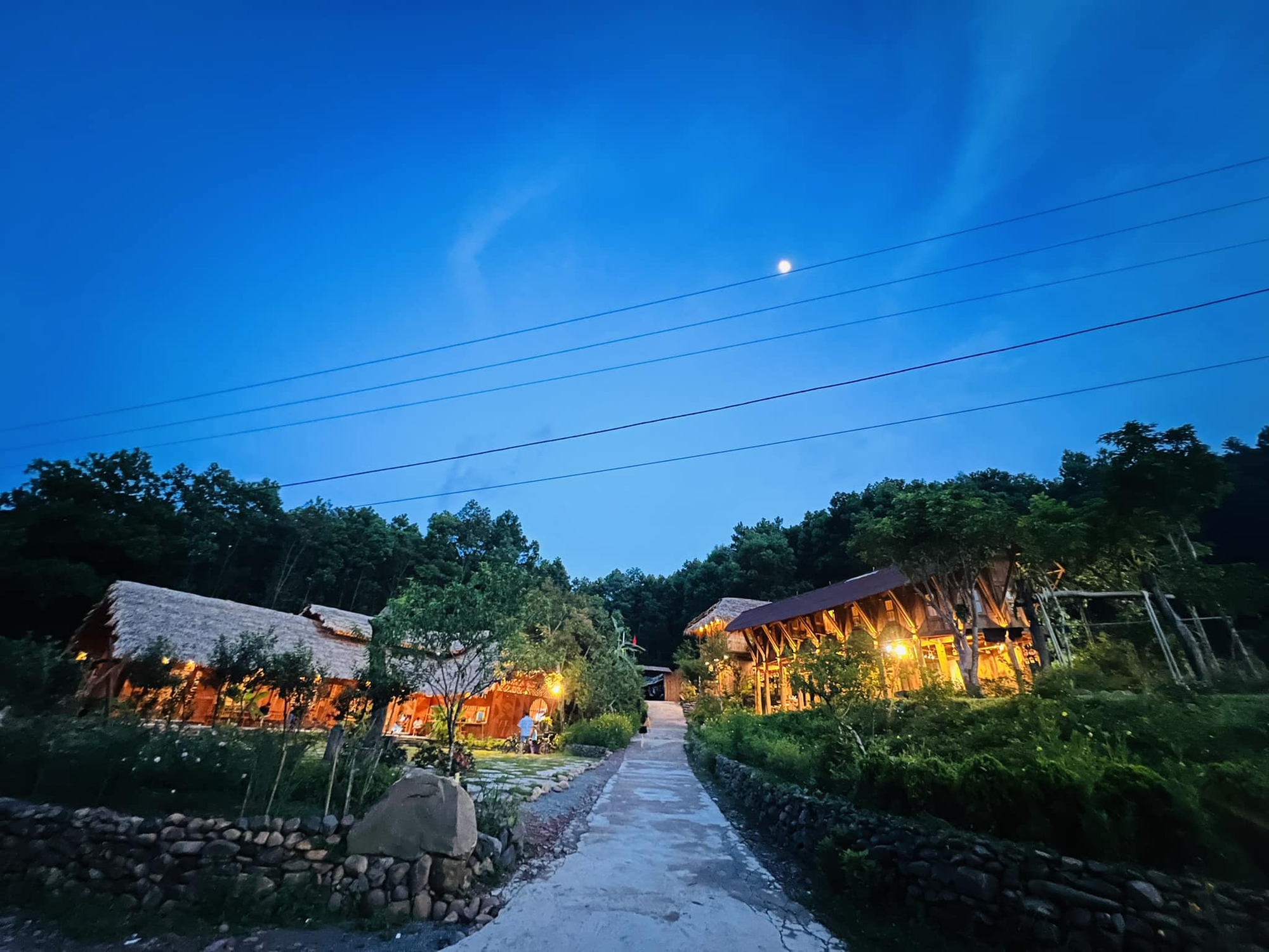 Ngỡ ngàng trước bản làng người Dao kế bên Vịnh Hạ Long, thích hợp cho chuyến trải nghiệm du lịch cộng đồng cùng gia đình - Ảnh 7.