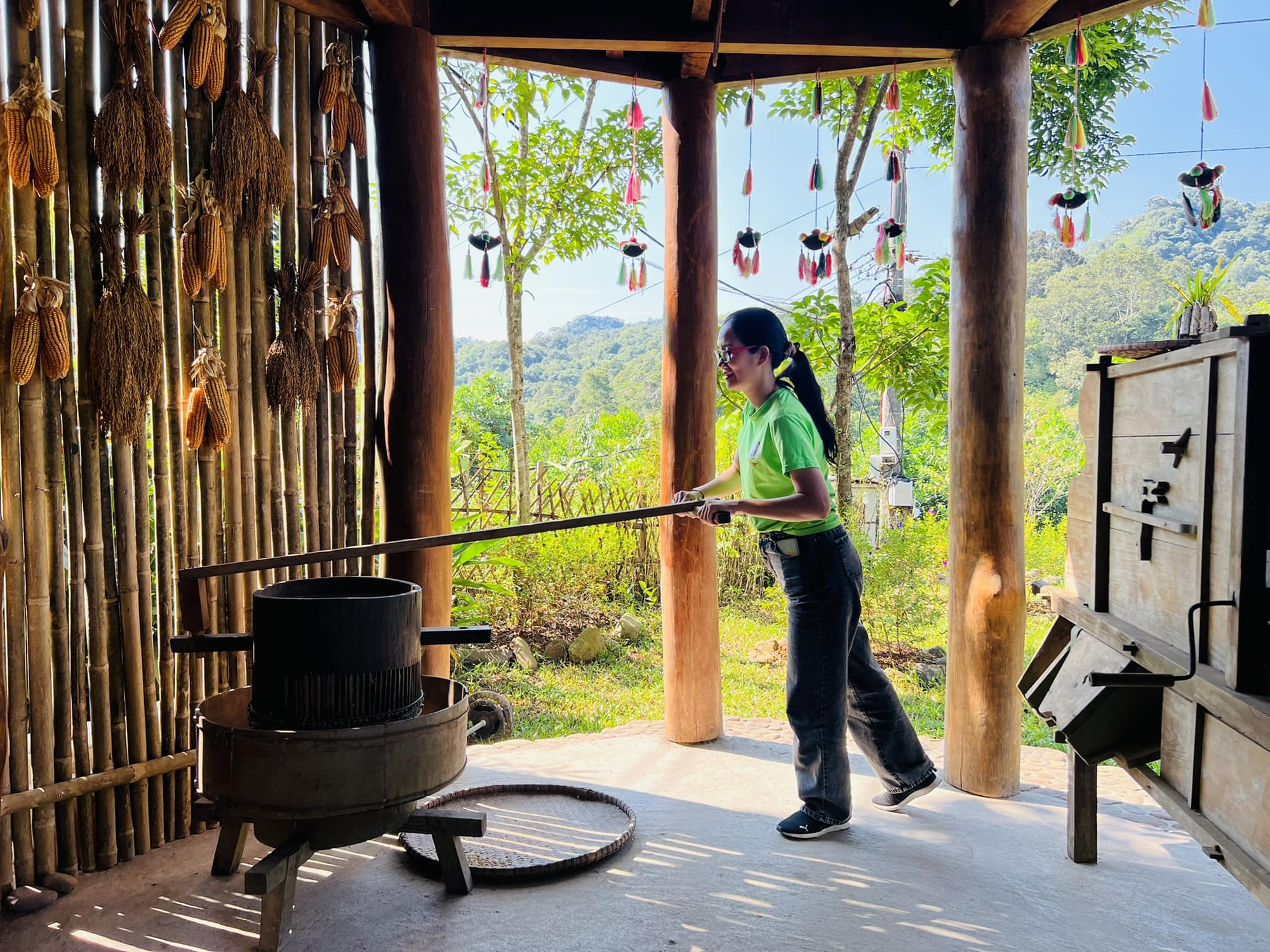 Ngỡ ngàng trước bản làng người Dao kế bên Vịnh Hạ Long, thích hợp cho chuyến trải nghiệm du lịch cộng đồng cùng gia đình - Ảnh 26.