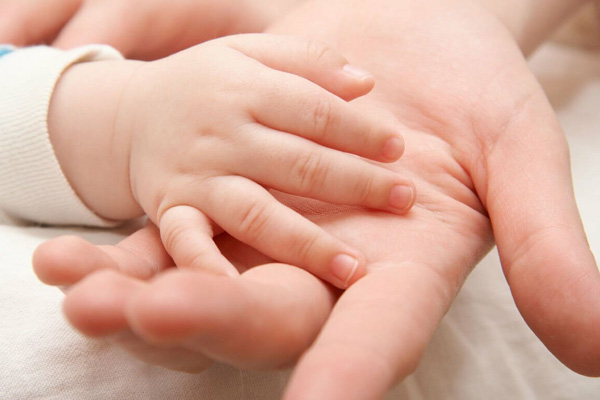 Móng tay là một phần quan trọng của sức khỏe trẻ. Điều này giúp trẻ phát triển bình thường và khỏe mạnh. Hãy cùng xem hình ảnh móng tay tuyệt vời của trẻ nhỏ.